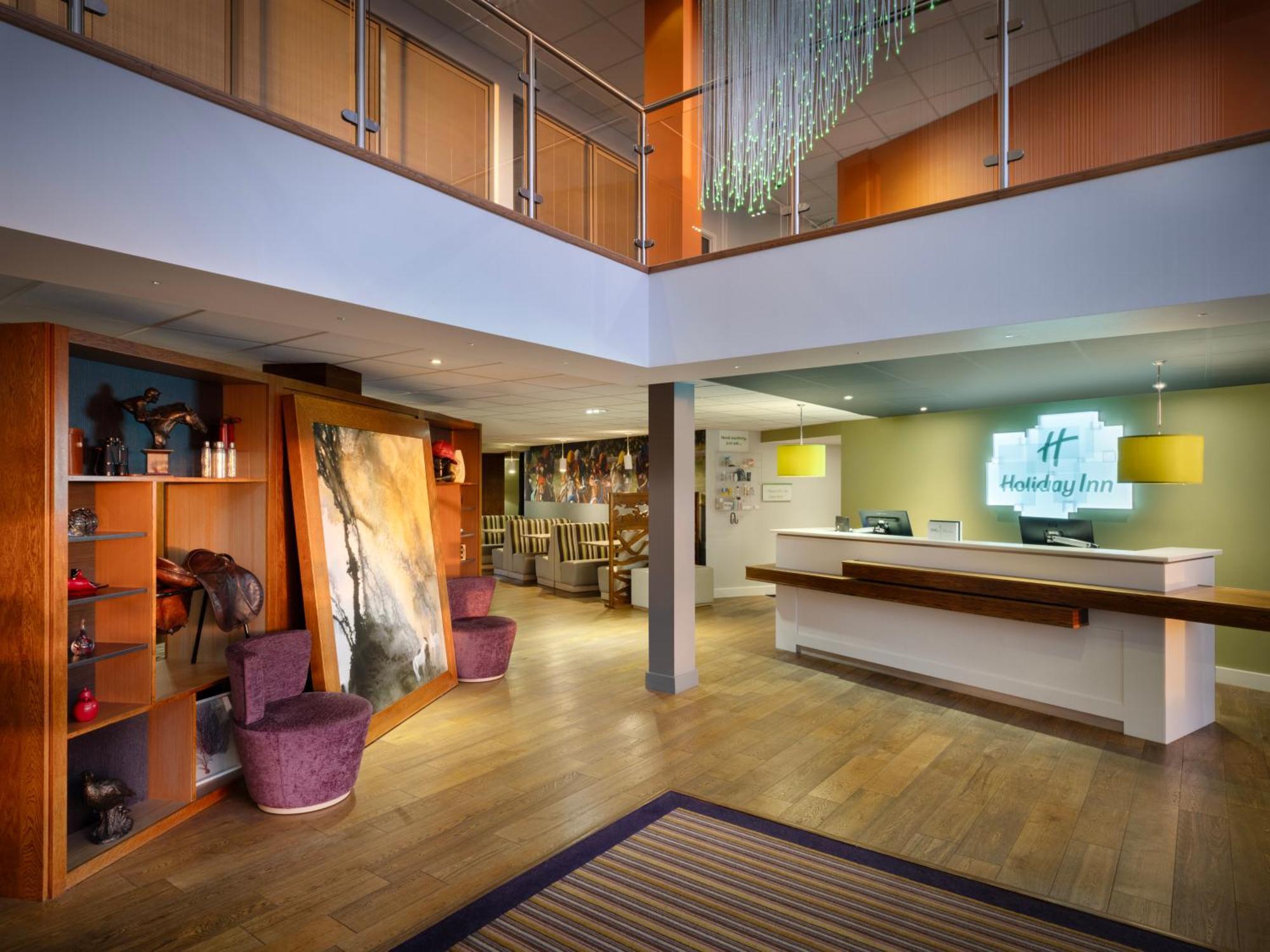 Holiday Inn Huntingdon Racecourse By Ihg Екстериор снимка