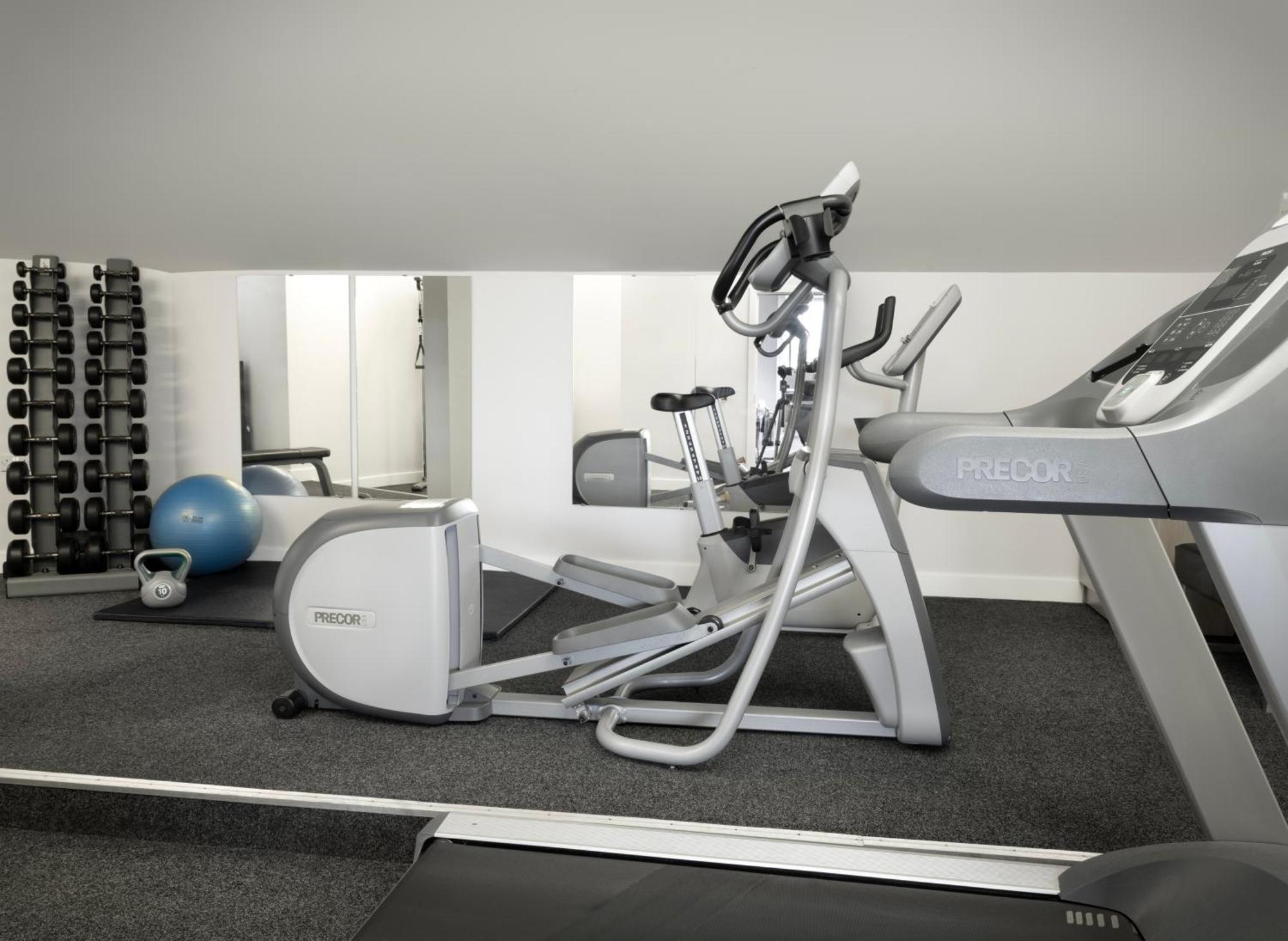 Holiday Inn Huntingdon Racecourse By Ihg Екстериор снимка