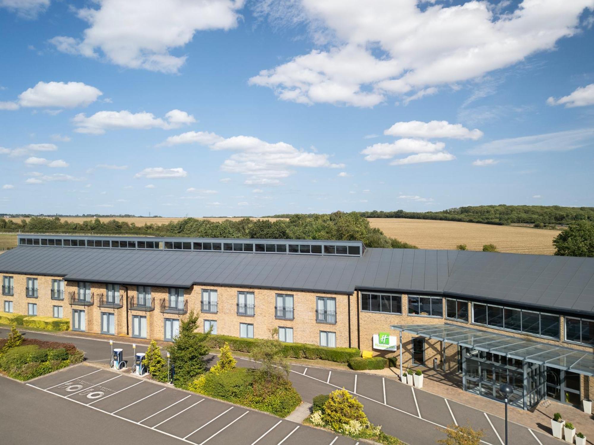 Holiday Inn Huntingdon Racecourse By Ihg Екстериор снимка