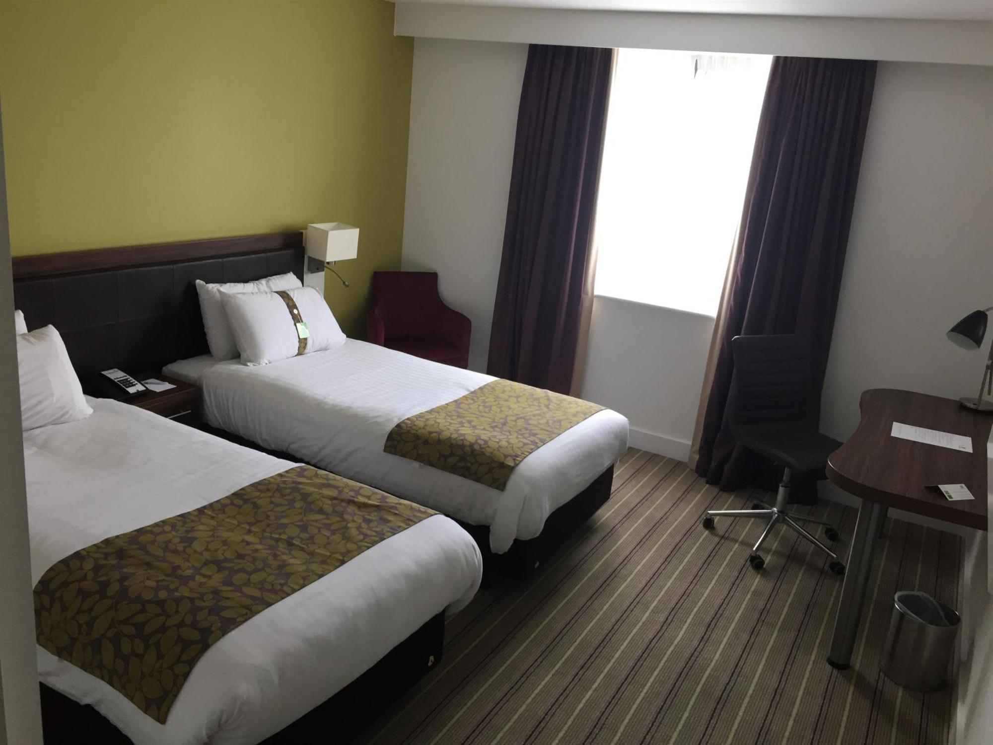 Holiday Inn Huntingdon Racecourse By Ihg Екстериор снимка